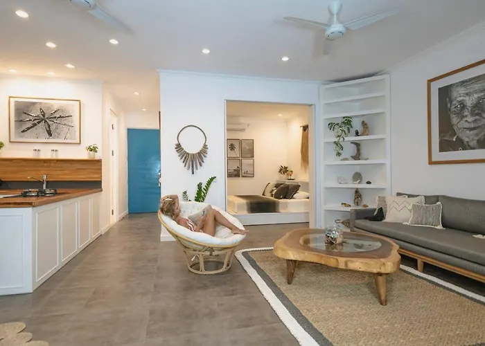 Pipeline - Breezy 1 Bedroom Oceanfront